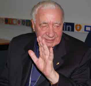 Il cordoglio della Chiesa di Acerra per la morte di monsignor Riboldi. Funerali mercoledì 13 dicembre
