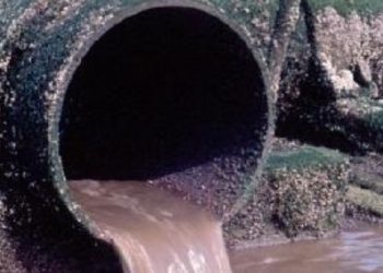 Al via l’intervento per ripulire il collettore borbonico sul lungomare di Pozzuoli