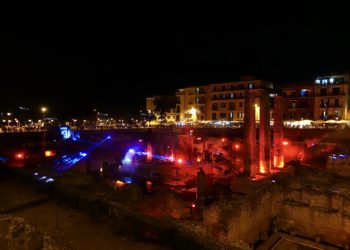 Il Macellum-Tempio di Serapide a Pozzuoli di nuovo illuminato. Proiezioni, musica e suoni del Mediterraneo