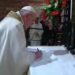 Papa Francesco ha firmato la terza enciclica, “Fratelli tutti” sulla fraternità e l’amicizia sociale