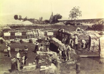 Bacoli, la presunta tomba di Plinio il Vecchio, indicata in un articolo Usa del 1927