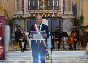 Il “benvenuto” del sindaco di Pozzuoli al vescovo ausiliare don Carlo Villano