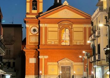 Monsignor Gennaro Pascarella annuncia la riapertura al culto di Santa Maria delle Grazie, la più antica parrocchia di Pozzuoli