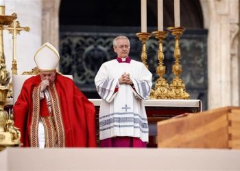 L’ultimo saluto al Papa Emerito Benedetto XVI. La sua vita caratterizzata dallo spirito di servizio alla Chiesa