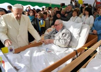 Sabato 11 febbraio, XXXI Giornata Mondiale del Malato. Papa Francesco: “Abbiate cura dell’altro”