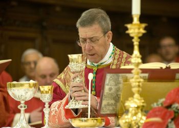 L’arcivescovo di Capua, monsignor Salvatore Visco celebra 50 anni di sacerdozio