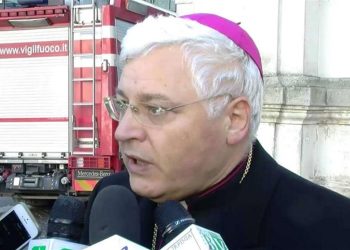 Sparatoria a Sant’Anastasia. Il vescovo di Nola esprime vicinanza alla famiglia colpita