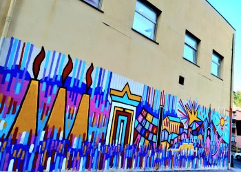 Nuovo murale nel quartiere Fuorigrotta: arriva la “Partenope Feconda”