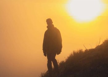 Parole in libertà. Successo dei guru e ricerca di palliativi vari dimostrano il bisogno di spiritualità