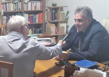 Intervista al vescovo don Carlo Villano, sabato 4 novembre su Primaradio con Segni dei Tempi e Kaire