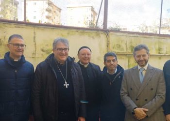 Pranzo solidale e prodotti alimentari nella mensa dei poveri di Fuorigrotta. In campo Sodexo e X Municipalità