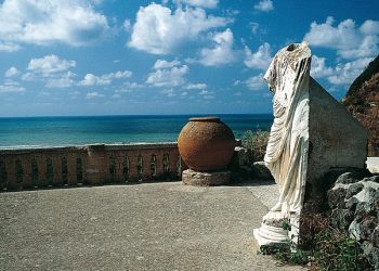 “Cuma e Neapolis, il sacro, il rito, il sacrificio”. Incontro a Pozzuoli, organizzato dall’Accademia dei Campi Flegrei