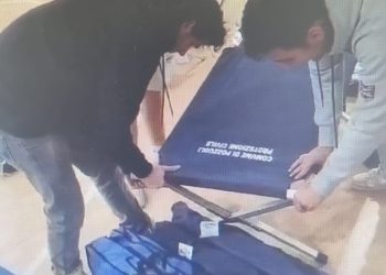 I giovani della comunità parrocchiale Sant’Artema impegnati nel PalaTrincone a Monterusciello