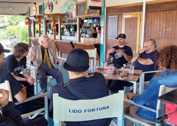 Educazione all’aperto in riva al mare. A Bagnoli il Rossini incontra lo chef Caiazzo