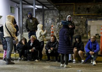 Bradisismo. Il vescovo di Pozzuoli Carlo Villano: “La comunità è chiamata a compattarsi”