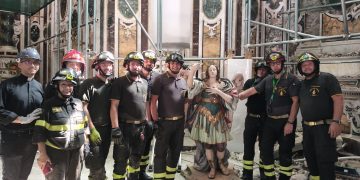 Il vescovo di Pozzuoli incontra tutti i parroci. I vigili del fuoco recuperano le opere d’arte nella chiesa San Raffaele