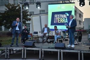 Festival-39